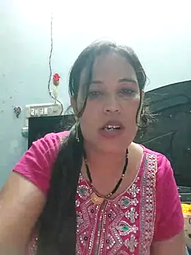 Poojabhabi101 online show from October 7, 2025, 5:54 pm