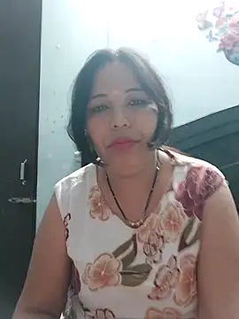 Poojabhabi101 online show from April 3, 2026, 6:33 am