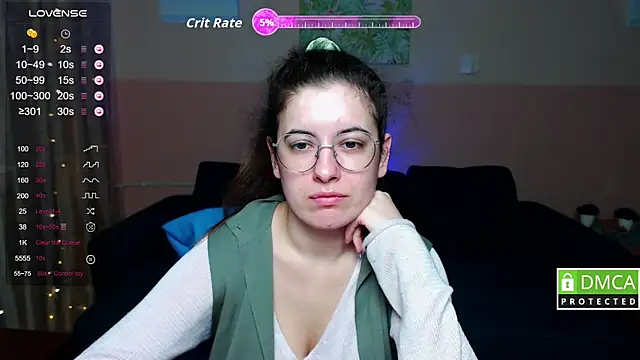 Snapshot of Aminabeatris chatting on December 23, 2025, 6:33 am Aminabeatris online show from December 23, 2025, 6:33 am