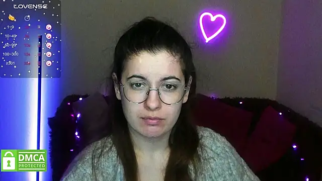 Snapshot of Aminabeatris chatting on January 19, 2026, 12:31 pm Aminabeatris online show from January 19, 2026, 12:31 pm