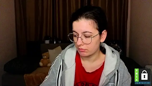 Snapshot of Aminabeatris chatting on February 15, 2026, 12:25 pm Aminabeatris online show from February 15, 2026, 12:25 pm