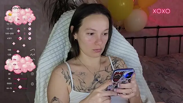 lil luna x online show from February 8, 2026, 10:35 pm