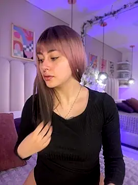 Snapshot of cute__cherry_ chatting on November 4, 2025, 8:52 pm cute cherry online show from November 4, 2025, 8:52 pm