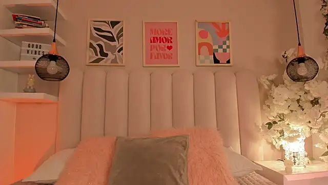 Snapshot of cute__cherry_ chatting on December 3, 2025, 8:29 pm cute cherry online show from December 3, 2025, 8:29 pm