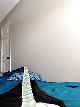 Snapshot of LiverandBrat77 chatting on February 28, 2025, 3:48 pm LiverandBrat77 online show from February 28, 2025, 3:48 pm