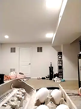 Snapshot of LiverandBrat77 chatting on October 28, 2025, 8:22 pm LiverandBrat77 online show from October 28, 2025, 8:22 pm