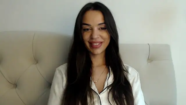 Mika Gold online show from October 25, 2025, 7:30 pm