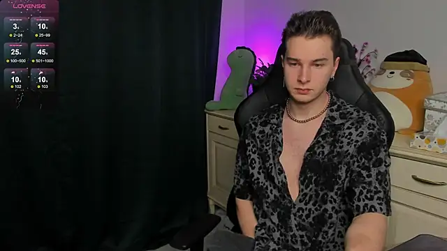 Vincent Strong online show from December 4, 2025, 3:38 am