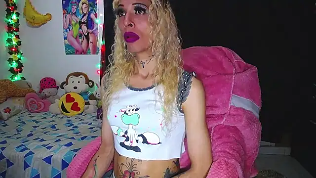 flaquita corall online show from April 15, 2026, 12:17 am