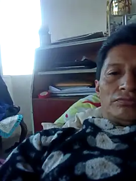 Snapshot of manuel1976 chatting on May 25, 2026, 12:00 pm manuel1976 online show from May 25, 2026, 12:00 pm