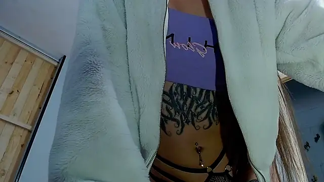 Snapshot of VickyJackson_ chatting on March 8, 2025, 5:11 pm VickyJackson online show from March 8, 2025, 5:11 pm