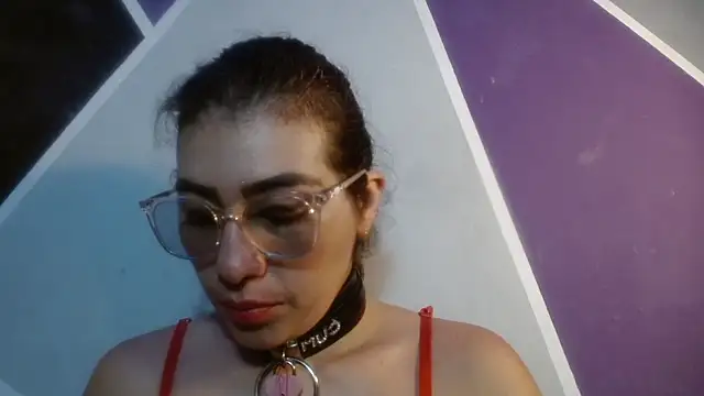 DaMikaela  online show from February 8, 2026, 2:31 pm