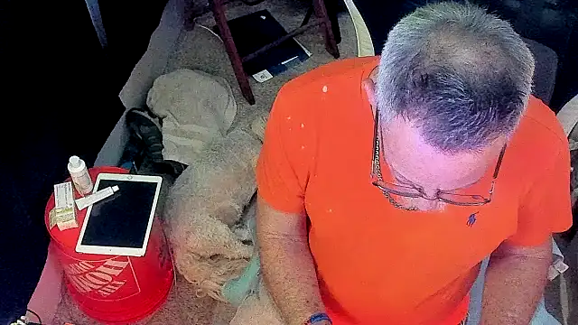 Snapshot of Daddysthick chatting on November 22, 2025, 1:04 am Daddysthick online show from November 22, 2025, 1:04 am