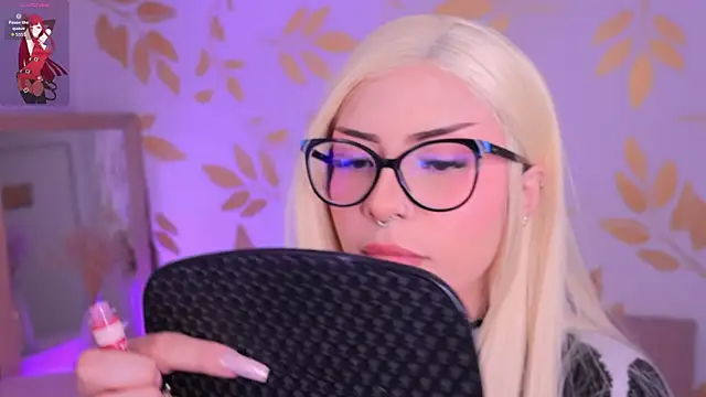 Misselektra   online show from December 2, 2025, 5:13 am