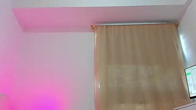 soyamandaa  online show from October 27, 2025, 9:41 pm