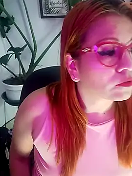 Snapshot of Victoria_Caruso chatting on March 20, 2025, 8:40 pm Victoria Caruso online show from March 20, 2025, 8:40 pm