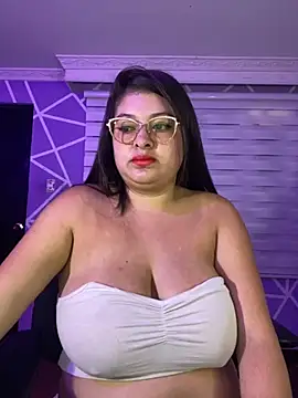 MiiaaJoness online show from October 22, 2025, 2:50 pm