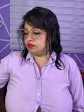 Snapshot of MiiaaJoness chatting on July 22, 2026, 3:59 pm MiiaaJoness online show from July 22, 2026, 3:59 pm