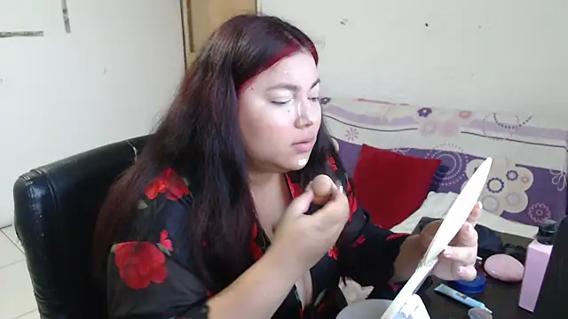 girl milk2 online show from February 19, 2025, 12:11 pm