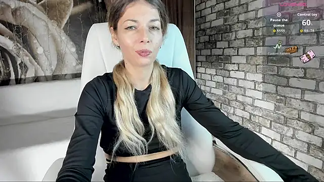 Eva Melow online show from November 1, 2025, 12:18 pm