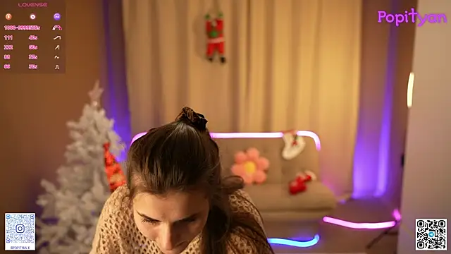 Snapshot of popityan1 chatting on December 17, 2025, 10:21 am popityan1 online show from December 17, 2025, 10:21 am