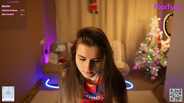 Snapshot of popityan1 chatting on December 20, 2025, 2:18 am popityan1 online show from December 20, 2025, 2:18 am