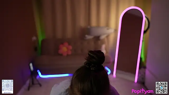 Snapshot of popityan1 chatting on February 22, 2026, 8:02 am popityan1 online show from February 22, 2026, 8:02 am