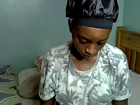 Snapshot of Enkarxx chatting on January 24, 2025, 5:32 pm Enkarxx online show from January 24, 2025, 5:32 pm