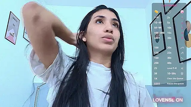 Snapshot of littlee_emilyy_ chatting on December 23, 2024, 3:55 pm littlee emilyy online show from December 23, 2024, 3:55 pm