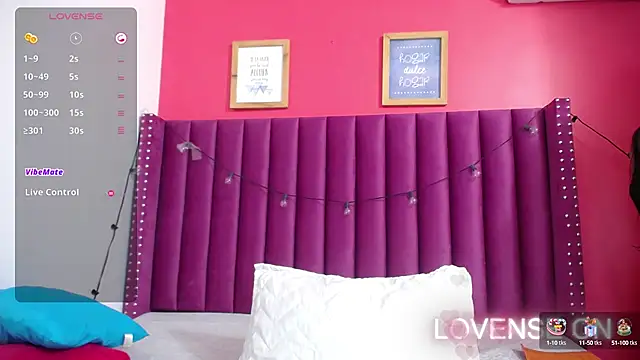 Snapshot of littlee_emilyy_ chatting on December 27, 2024, 12:56 pm littlee emilyy online show from December 27, 2024, 12:56 pm