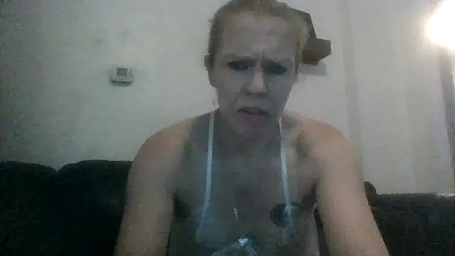 lisamatty4601 online show from October 11, 2025, 11:36 pm