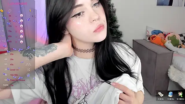 Snapshot of SelenaCute chatting on January 9, 2025, 5:13 am SelenaCute online show from January 9, 2025, 5:13 am