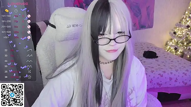 Snapshot of SelenaCute chatting on January 14, 2026, 6:41 am SelenaCute online show from January 14, 2026, 6:41 am