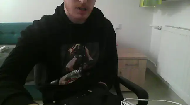 Snapshot of cute69lolipop chatting on January 18, 2025, 4:15 am cute69lolipop online show from January 18, 2025, 4:15 am