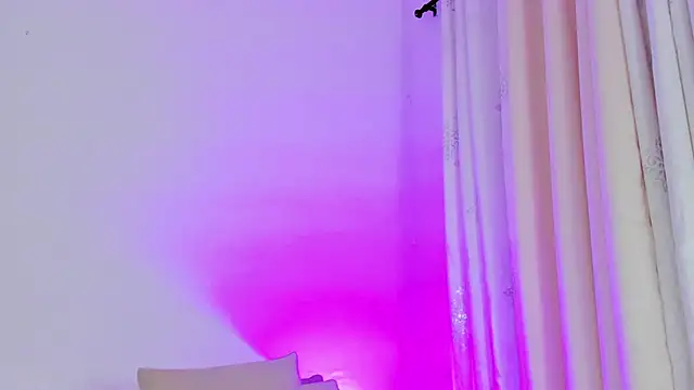 Snapshot of Abby__colins chatting on December 14, 2024, 2:10 pm Abby colins online show from December 14, 2024, 2:10 pm