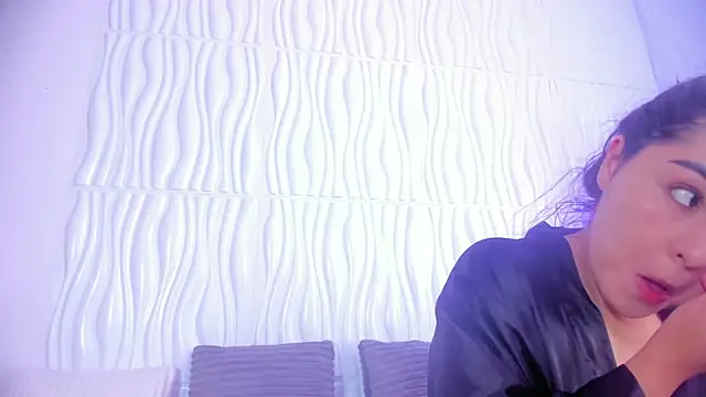 Snapshot of Abby__colins chatting on October 29, 2025, 5:36 pm Abby colins online show from October 29, 2025, 5:36 pm