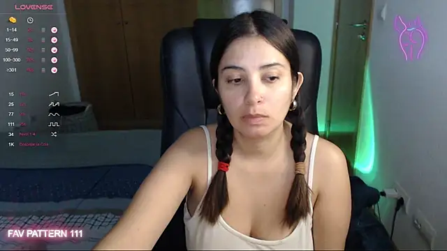 AnnaQueen online show from December 30, 2024, 10:01 pm