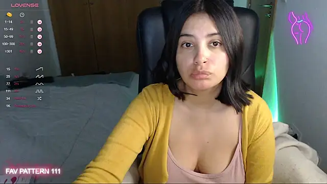 AnnaQueen online show from February 17, 2025, 9:41 pm