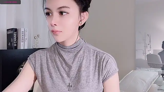 lvy-w online show from September 11, 2025, 8:03 am