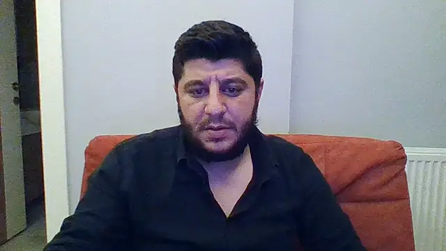 erkekkkadam online show from June 19, 2026, 10:46 pm