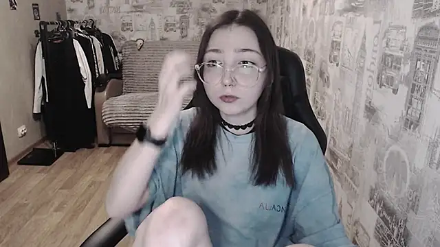 Snapshot of AmeliaKamishiro chatting on March 3, 2025, 7:06 pm AmeliaKamishiro online show from March 3, 2025, 7:06 pm