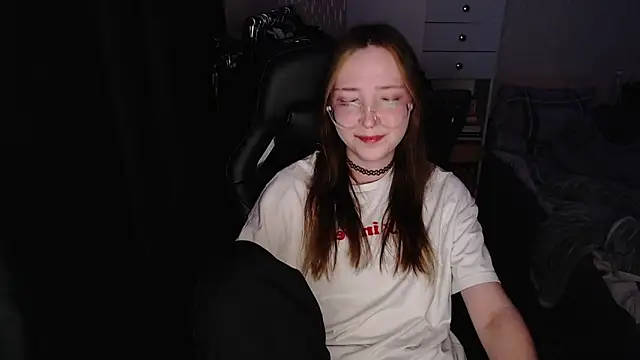 Snapshot of AmeliaKamishiro chatting on November 29, 2025, 9:45 am AmeliaKamishiro online show from November 29, 2025, 9:45 am