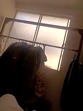 cachorro0527 online show from February 27, 2026, 3:23 pm