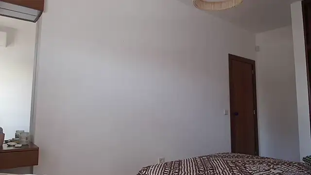 SexyandMarried1 online show from November 6, 2025, 1:34 pm