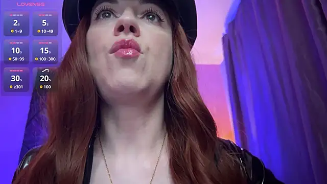 Helena  Femdom online show from May 31, 2026, 6:09 pm