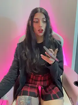 Felicia smok3 online show from May 4, 2026, 3:46 am