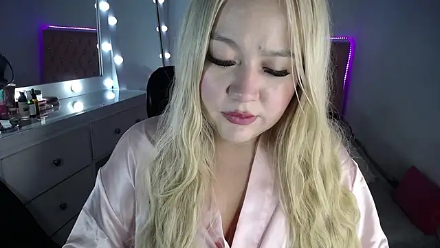 Snapshot of Celeste__sweetx chatting on November 5, 2025, 12:54 am Celeste sweetx online show from November 5, 2025, 12:54 am