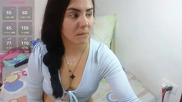 lovely trix online show from November 8, 2025, 3:01 pm