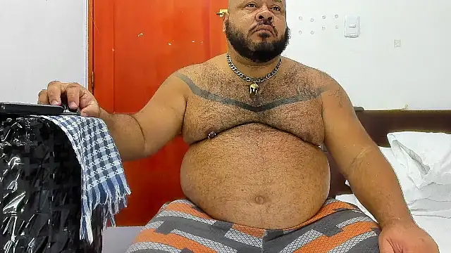 Latino bigcock online show from November 22, 2025, 3:27 am
