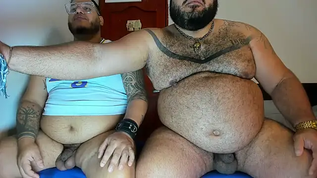 Snapshot of Latino_bigcock chatting on March 7, 2026, 4:59 pm Latino bigcock online show from March 7, 2026, 4:59 pm